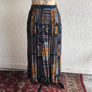 High waisted vintage skirt